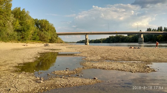 Duna - alacsony vízállás Tahitótfalu