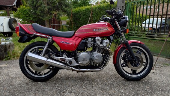 Honda CB 750 F RC04 1980