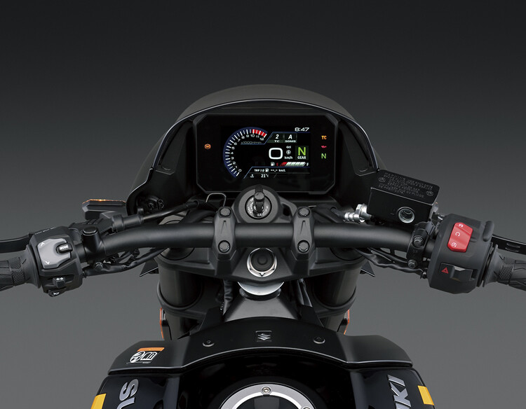 suzuki-gsx-8t-es-gsx-s8tt