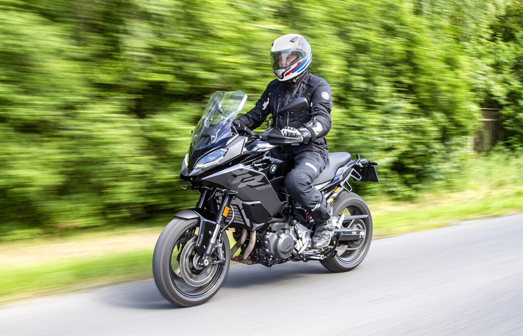 bmw-f-900-xr-teszt-es-velemeny-2025