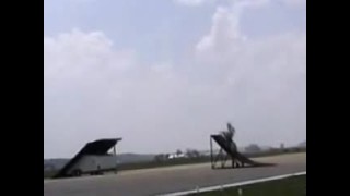 Crossmotor vs Repülő
