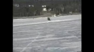 jégmotorozás sport motorral