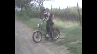Hülyéskedtem haverom motorjával
