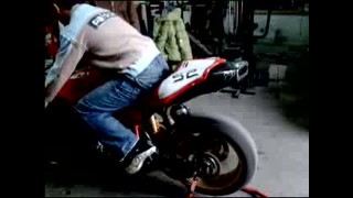 Ducati 999 Explosion
