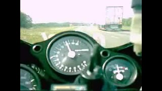 VFR400R NC30 top speed run