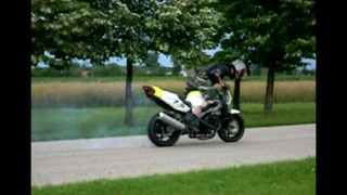 CBR 900 Stunt
