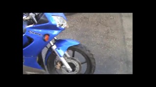 CBR125R - em