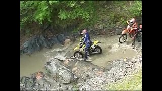 Enduro racing in water