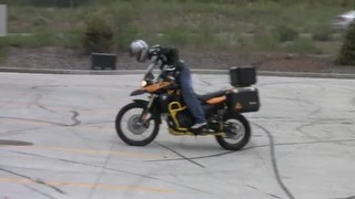 BMW F800GS Adventure Stunt Motorcycle Wheelie's and Stoppie's!