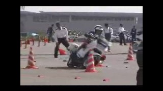 Japán rendőr motoros rutin