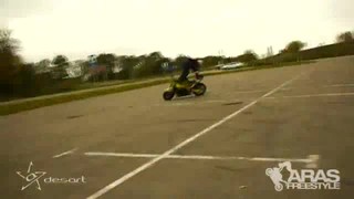 Aras Freestlye - moto stunt show 2011