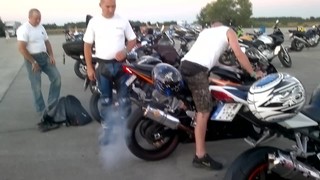 GSX - R 600 K5 Burnout