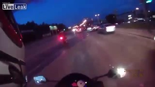 Car v Motorbike Road Rage