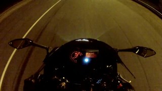 Gsxr1000k4 vs zx10r